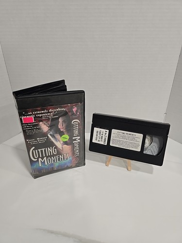 Cutting moments vhs - moments,