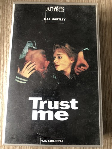 Cassette vidéo vhs film - vidÉo, trust